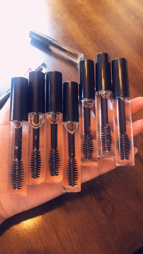 Eyebrow/lash growth oil